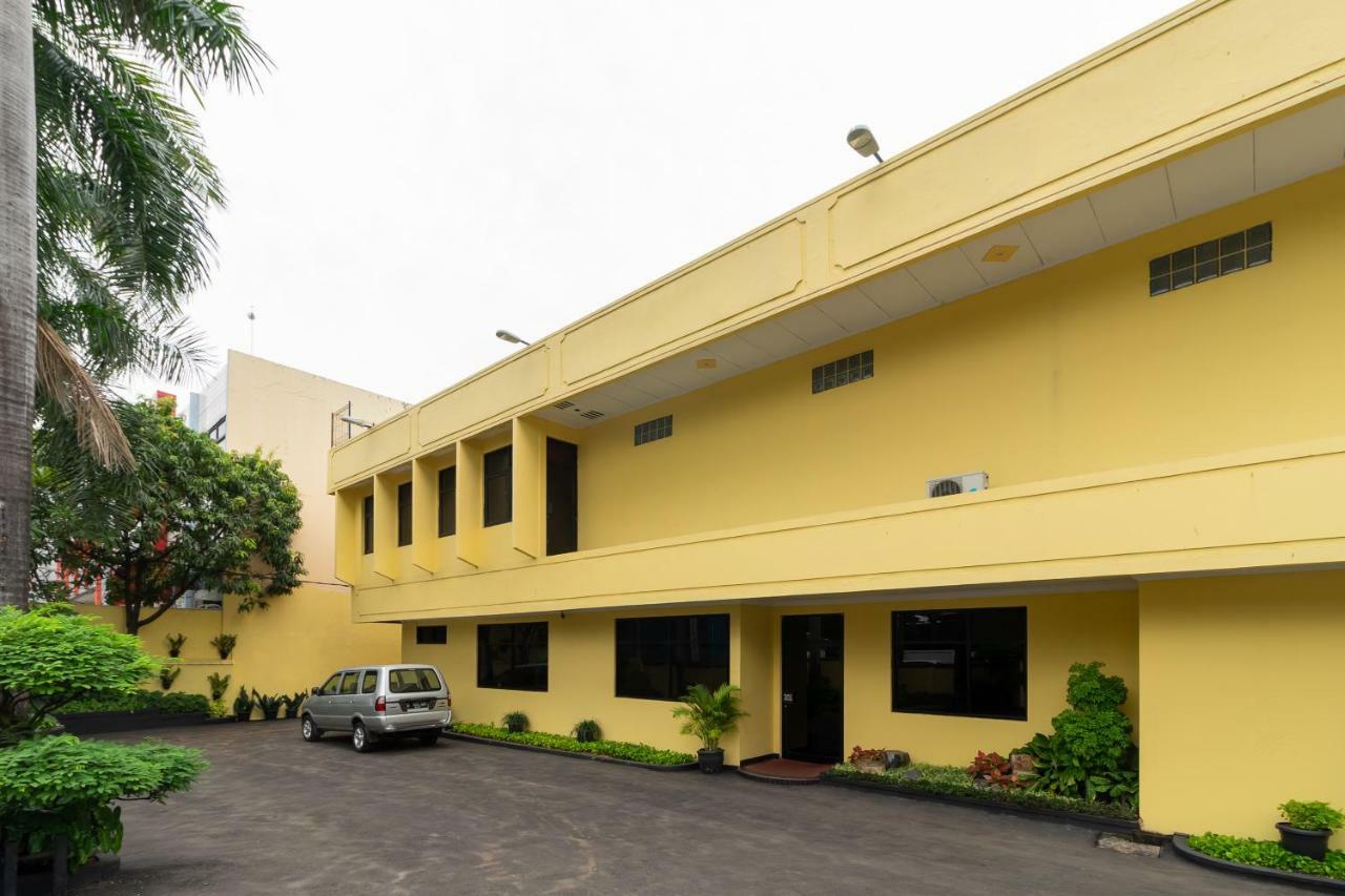 Reddoorz Plus Near Ancol Джакарта Экстерьер фото