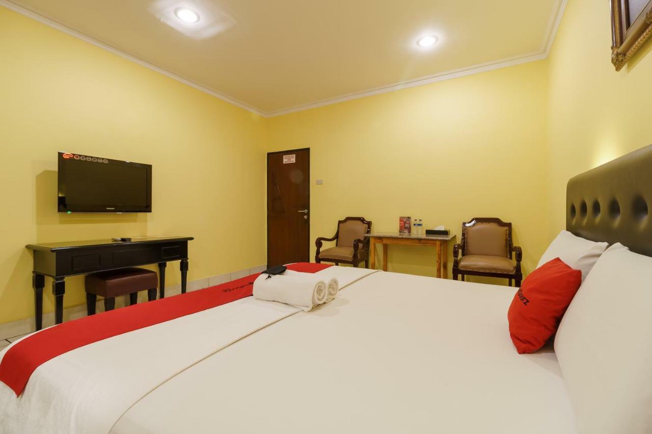 Reddoorz Plus Near Ancol Джакарта Экстерьер фото