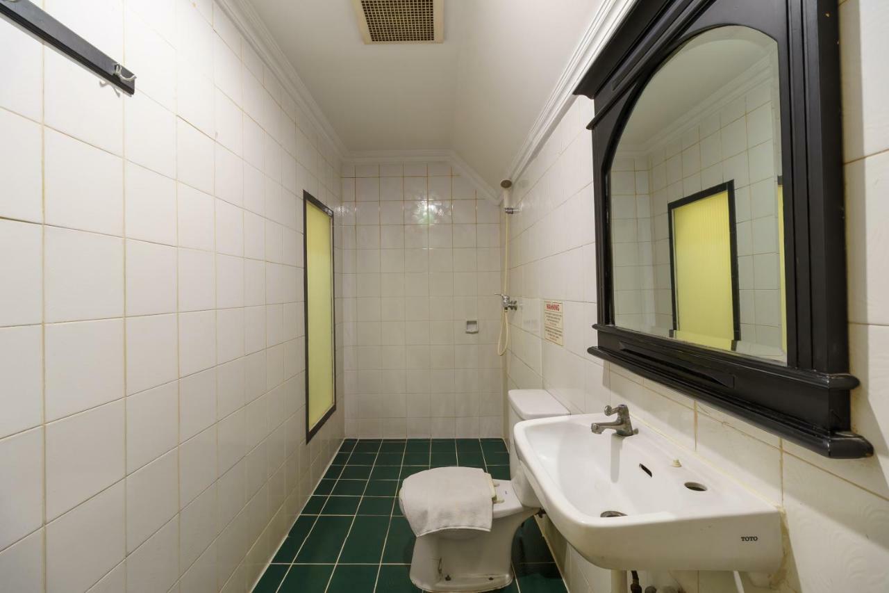 Reddoorz Plus Near Ancol Джакарта Экстерьер фото
