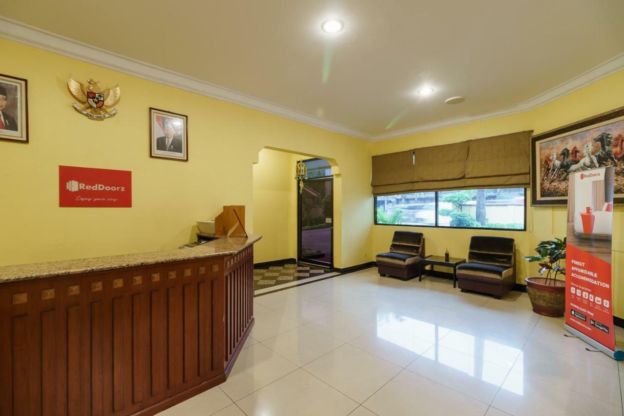Reddoorz Plus Near Ancol Джакарта Экстерьер фото