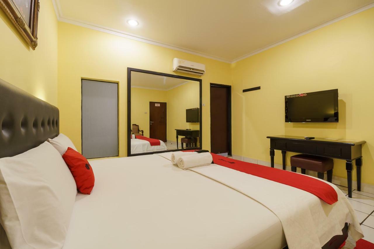 Reddoorz Plus Near Ancol Джакарта Экстерьер фото